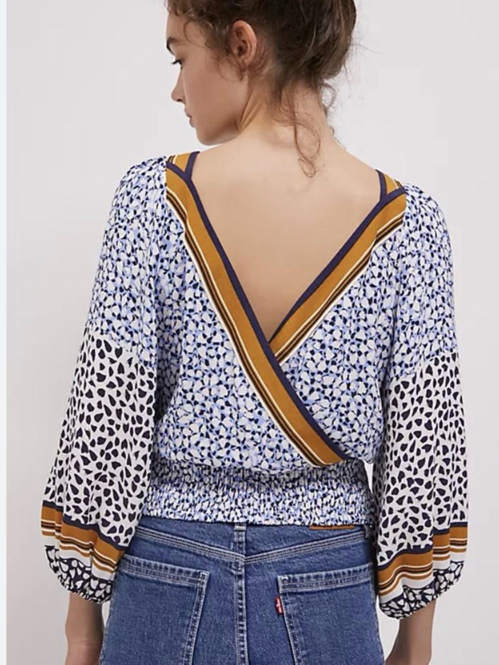 MAEVE / Anthropologie Blue & White Wrap-Back Smocked Waist Top/ M / Ptp-20”
